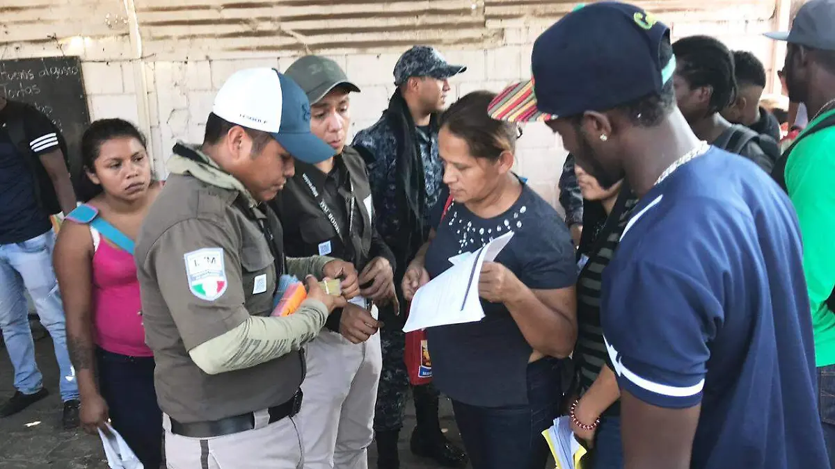 MIGRANTES-AMPAROS-CENTROS DE DETENCION-eduardo torres diario del sur (1)